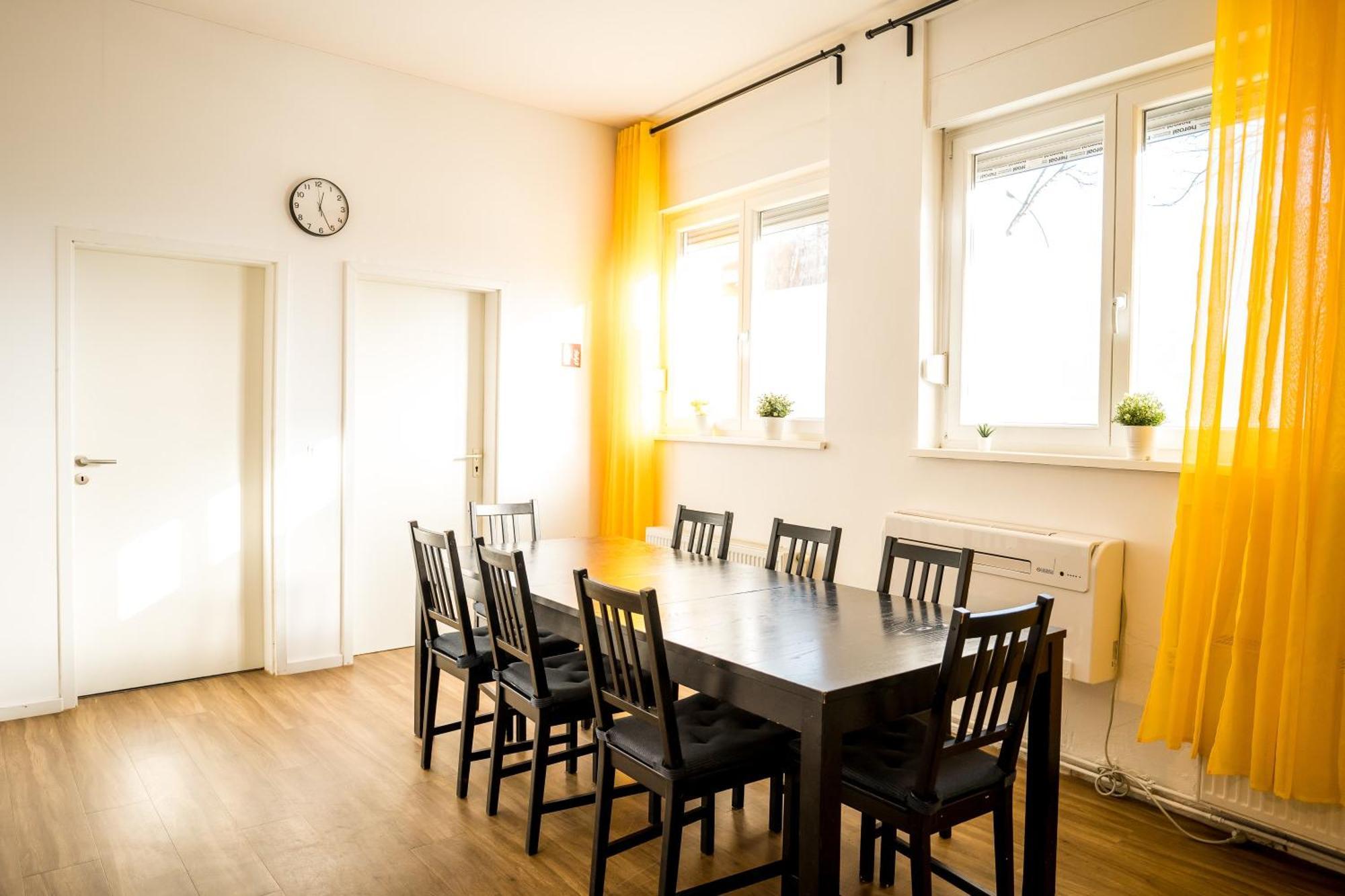 Three Bedroom Plus Big Kitchen Plus Selfcheckin Plus Street Parking Berlin Exterior foto